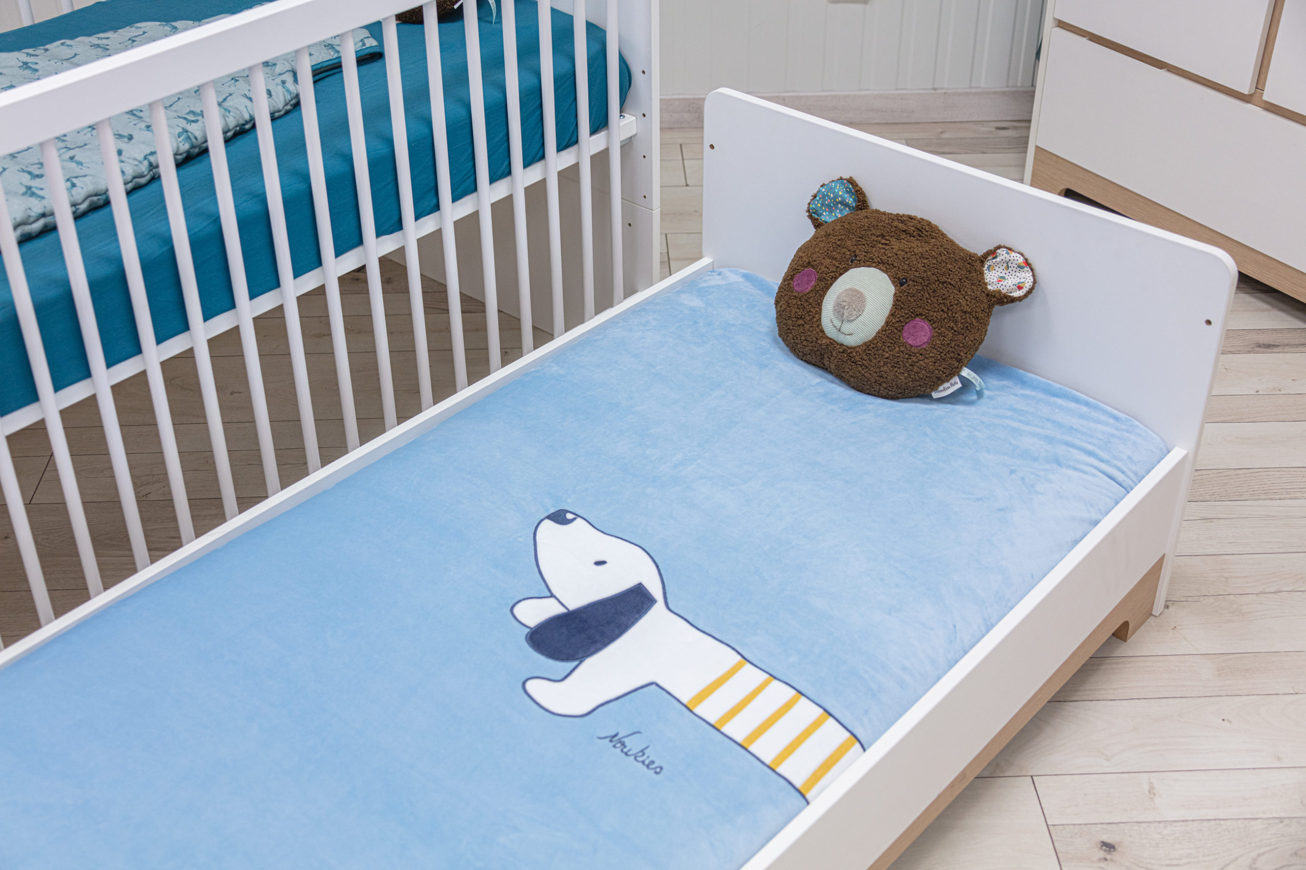 Lit bébé évolutif Equilibre 70x140 cm + Matelas - Morgaëlla